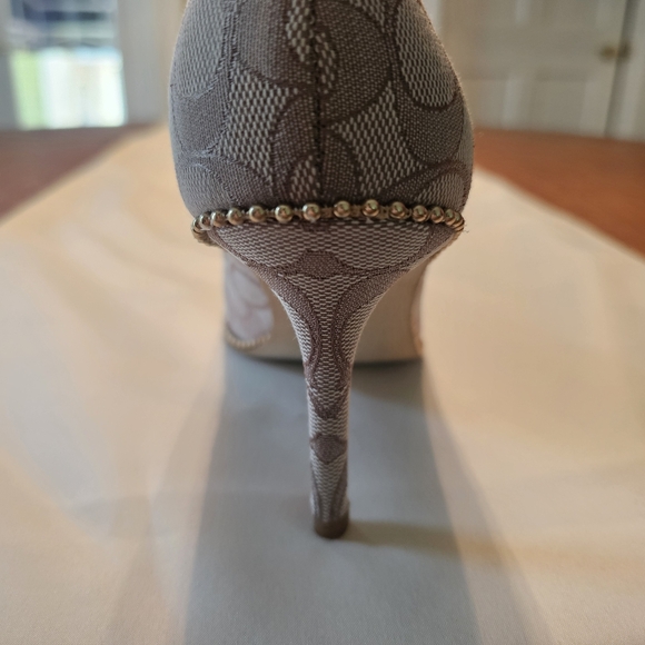 Coach Stone Waverly Pumps - Picture 4 of 6